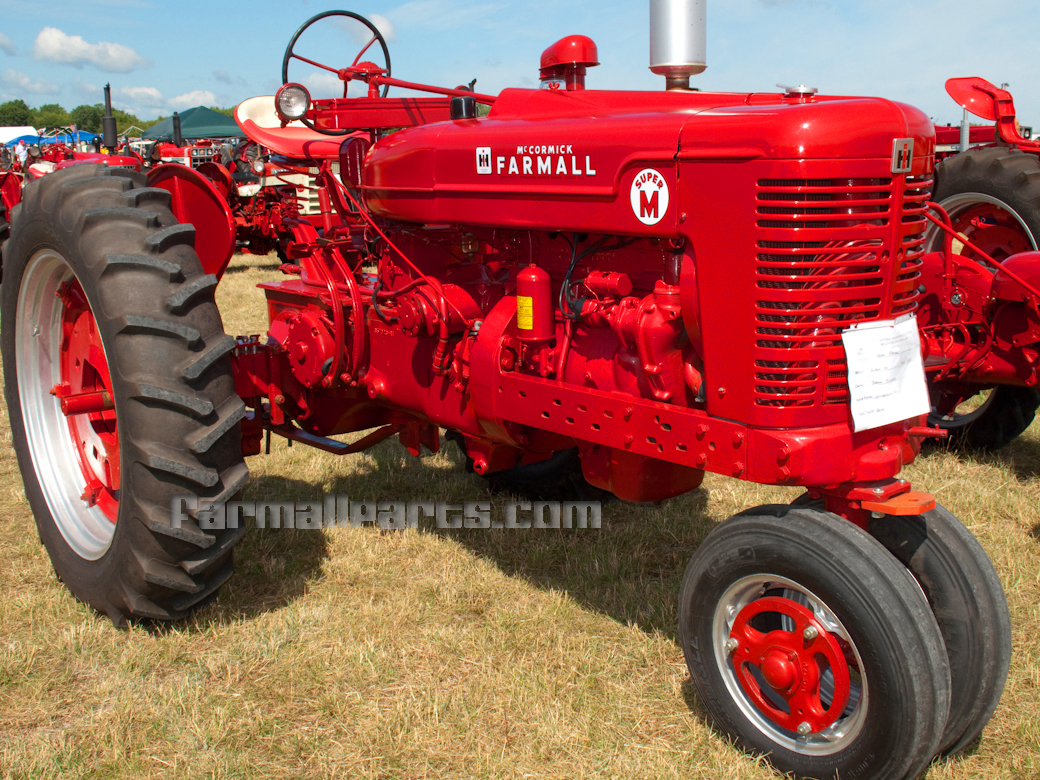 International Harvester Farmall Farmall Super M tractor